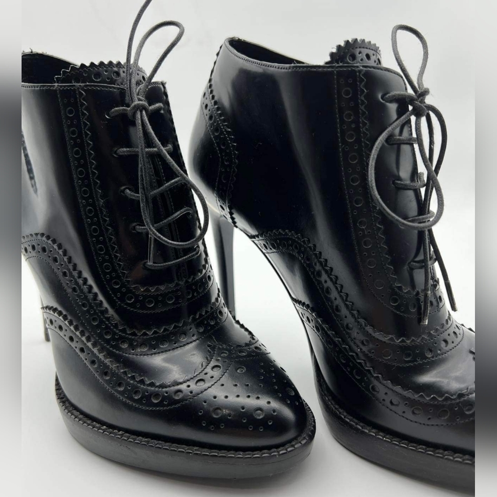 Burberry Black Leather Booties / Heels - Picture 4 of 15
